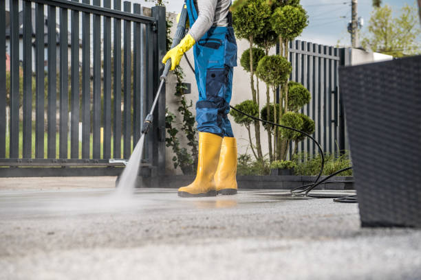 Pressure Washing Estimates in Mount Pleasant, MI