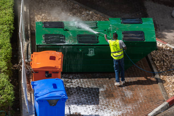 Best Deck Cleaning Services  in Mount Pleasant, MI